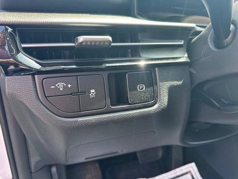 Certified 2026 Kia Sportage LX FWD image 6