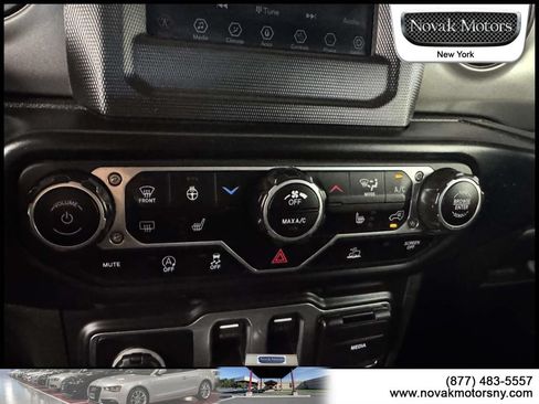 Used 2023 Jeep Wrangler Sport AWD/4WD image 22