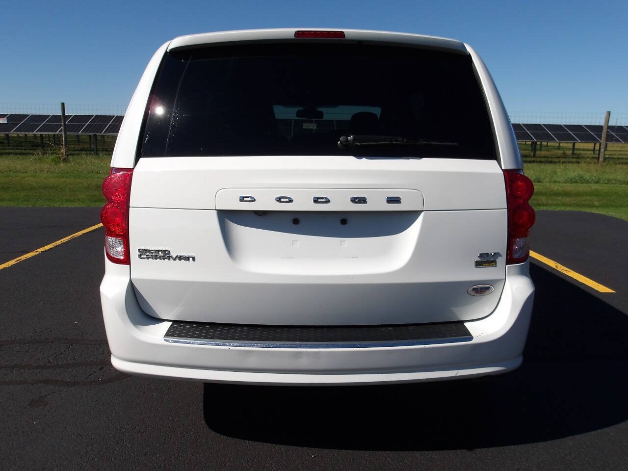 Used 2019 Dodge Grand Caravan GT FWD image 4