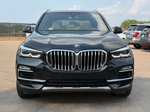 Used 2019 BMW X5 xDrive40i w/ Convenience Package AWD/4WD image 3
