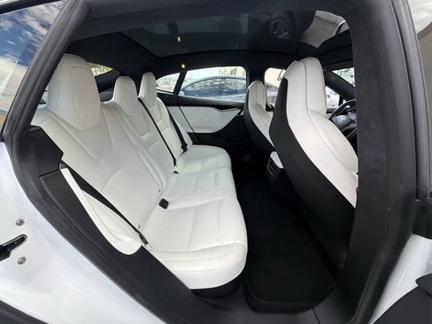 Used 2018 Tesla Model S 75D AWD/4WD image 32