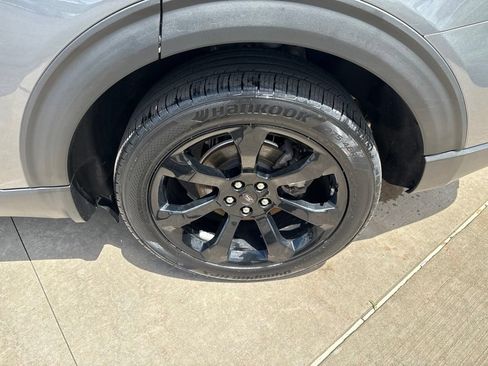 Used 2024 Ford Explorer ST-Line w/ Class IV Trailer Tow Package AWD/4WD image 14