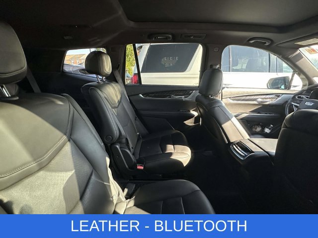 Used 2021 Cadillac XT6 Premium Luxury AWD/4WD image 3