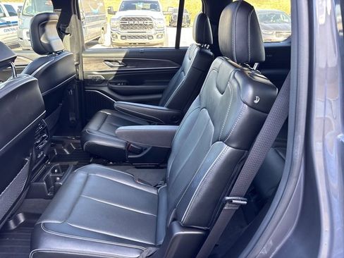 Used 2024 Jeep Grand Cherokee L Overland w/ Advanced Protech Group III image 16