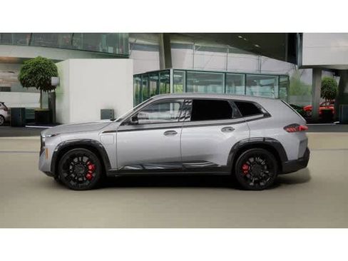 New 2026 BMW XM Label Red image 4