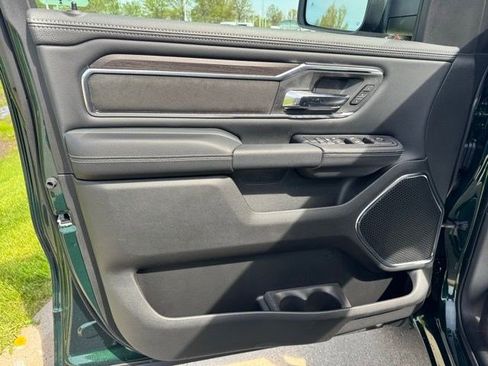 New 2026 RAM 1500 Laramie AWD/4WD image 7