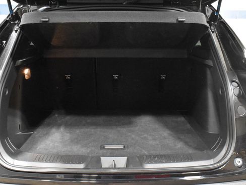 Used 2025 Chevrolet Trax RS image 26