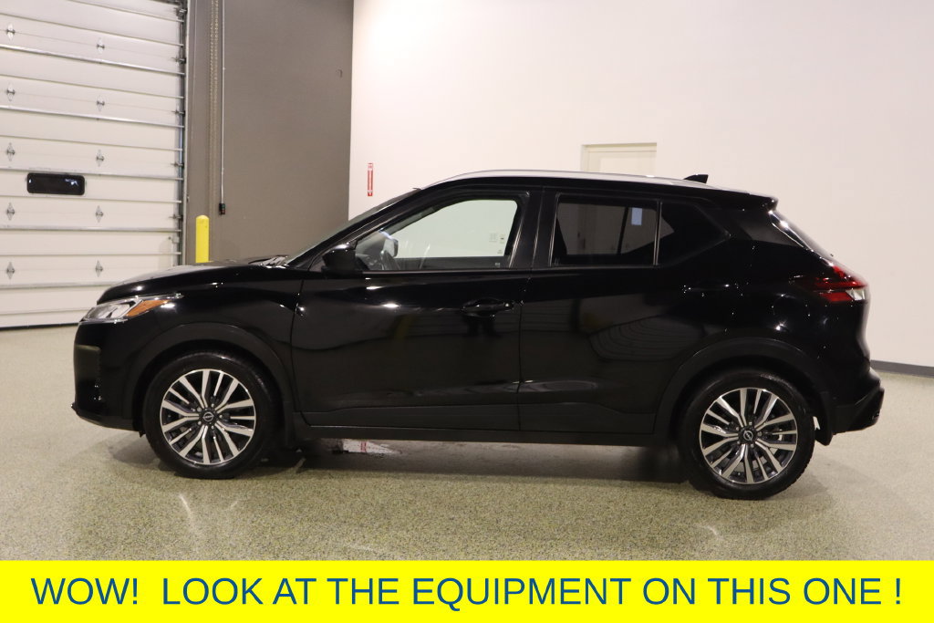 Used 2023 Nissan Kicks SV FWD image 5
