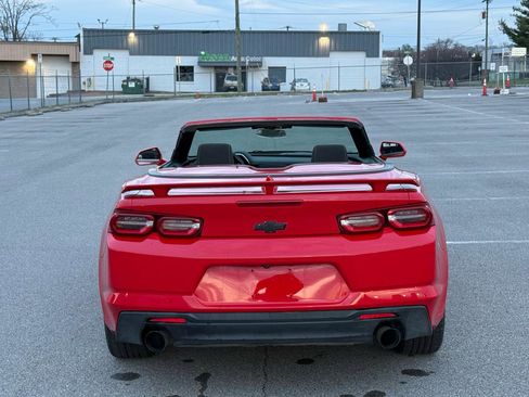 Used 2020 Chevrolet Camaro LT RWD image 17