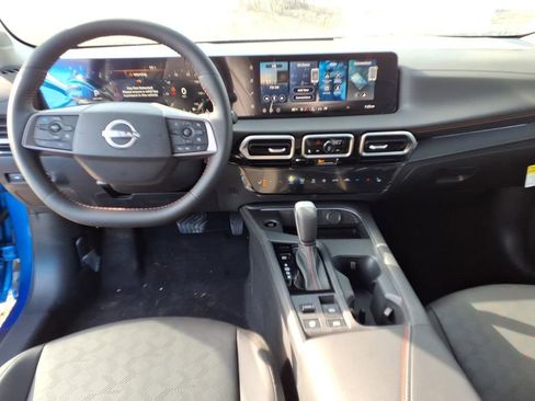 New 2026 Nissan Sentra SR image 9