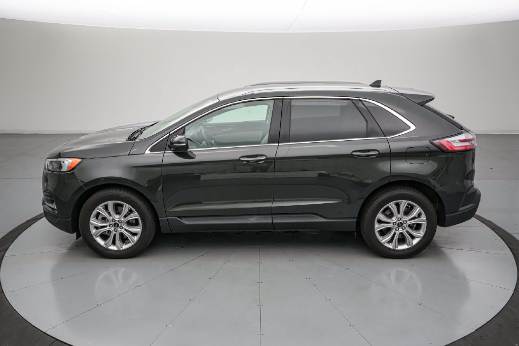 Certified 2024 Ford Edge Titanium AWD/4WD image 7