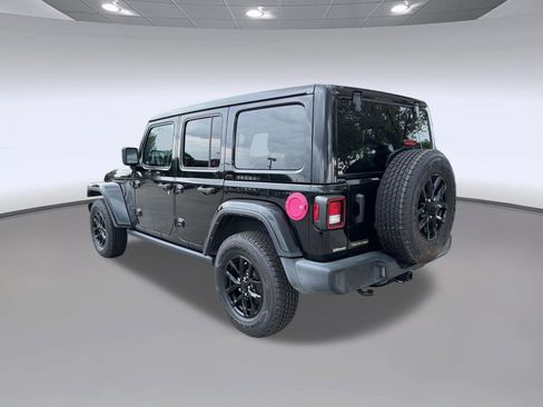 Used 2023 Jeep Wrangler Unlimited Sport AWD/4WD image 3