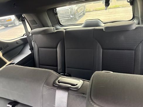 Used 2021 GMC Yukon SLE RWD image 10