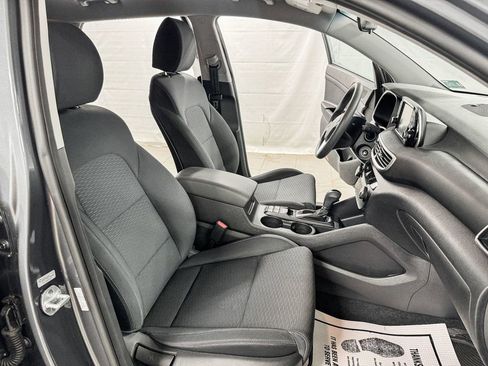 Used 2019 Hyundai Tucson SE image 12