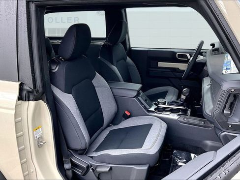 New 2025 Ford Bronco 2-Door AWD/4WD image 11
