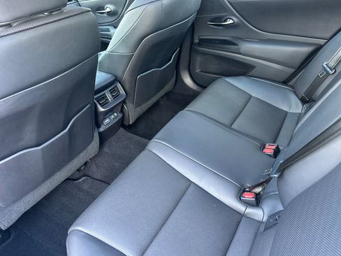 Used 2020 Lexus ES 350 w/ Premium Package image 15