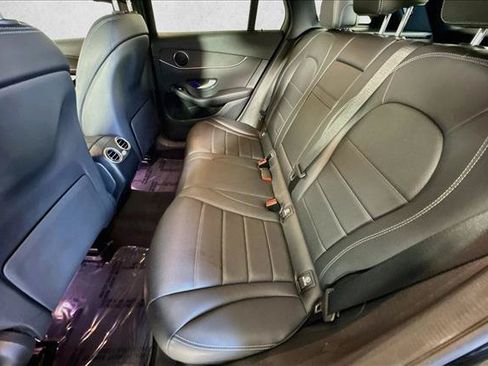 Used 2022 Mercedes-Benz GLC 300 4MATIC image 22