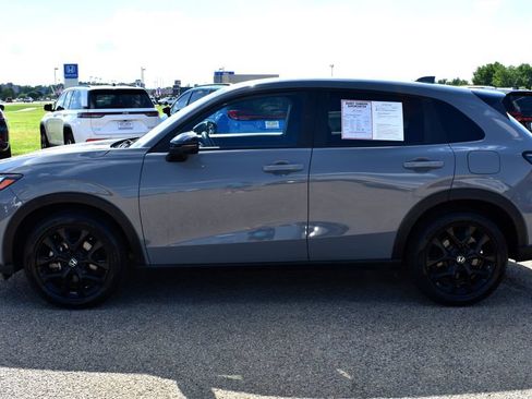Used 2024 Honda HR-V Sport image 5