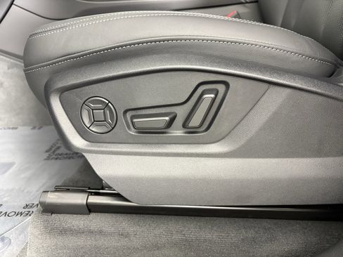 New 2026 Audi Q8 Premium Plus image 10