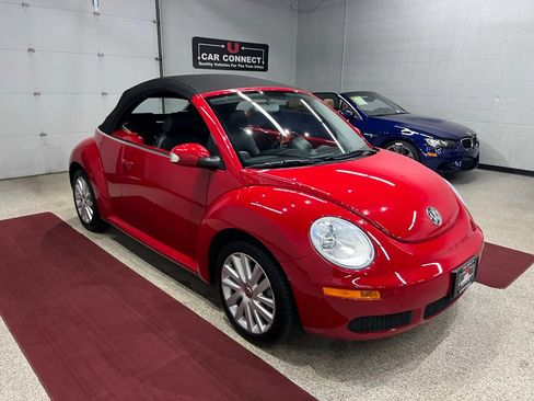 Used 2009 Volkswagen Beetle S image 46