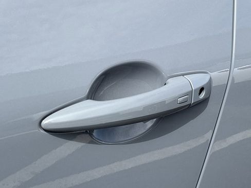 Certified 2023 Nissan Rogue SL image 13