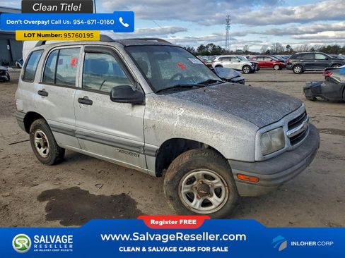 Used 2000 Chevrolet Tracker 4WD w/ Preferred Equipment Group 2 image 5