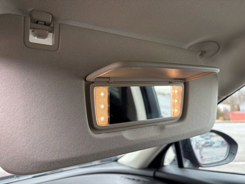 Used 2022 Buick Envision Essence w/ Sport Touring Package image 27