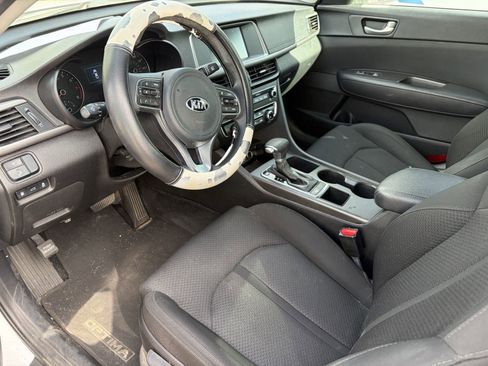 Used 2018 Kia Optima LX FWD image 10