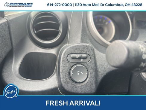 Used 2013 Honda Fit Base image 24