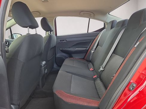 Used 2025 Nissan Versa SR FWD image 15