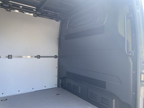 New 2024 Mercedes-Benz Sprinter 2500 image 9