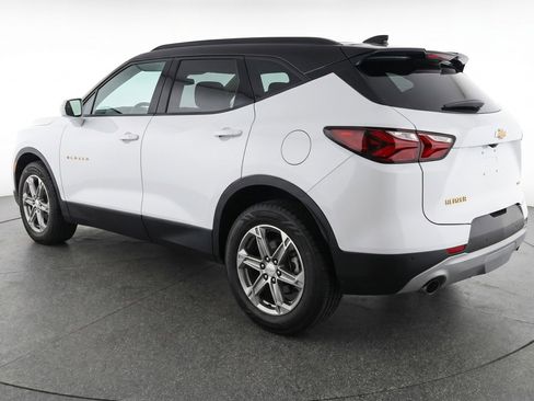 Used 2025 Chevrolet Blazer LT FWD image 6