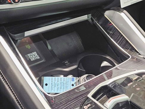 New 2026 BMW X6 xDrive40i w/ Climate Comfort Package image 19