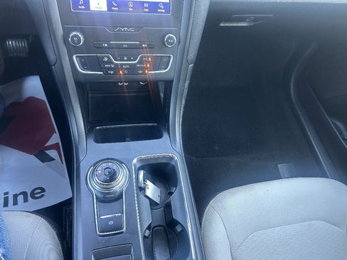 Used 2020 Ford Fusion SE w/ Equipment Group 151A FWD image 14
