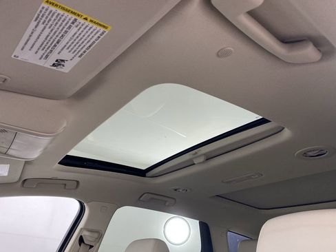 Certified 2023 Buick Enclave Essence w/ Experience Buick Package image 21