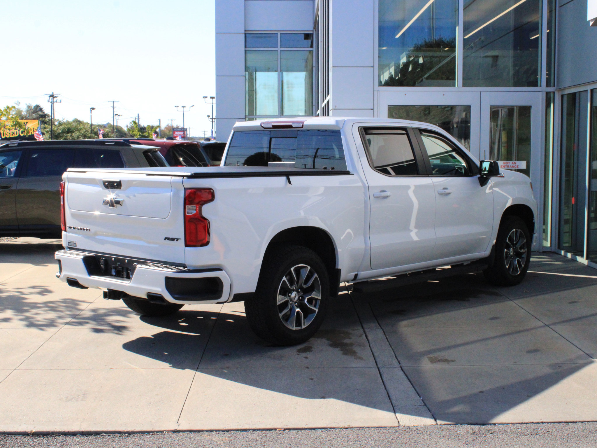 Used 2023 Chevrolet Silverado 1500 RST w/ Convenience Package II AWD/4WD image 6