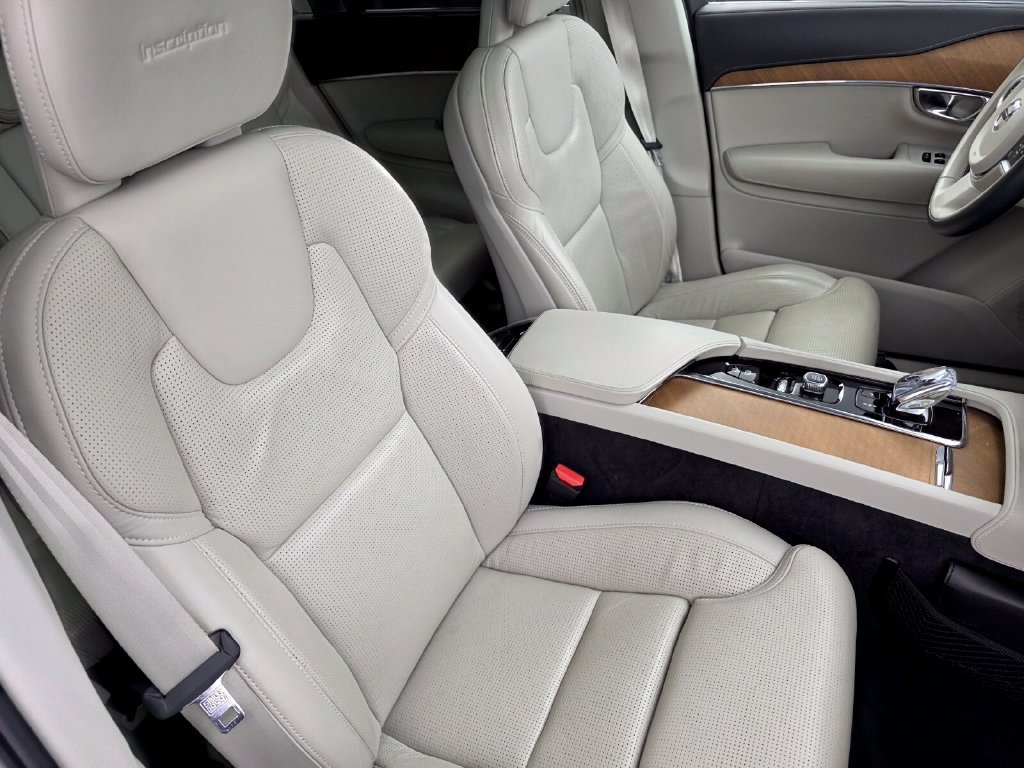 Used 2020 Volvo XC90 T8 Inscription w/ Protection Package AWD/4WD image 28