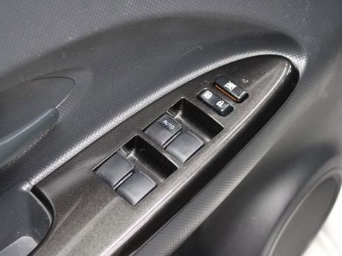 Used 2010 Scion xD image 8