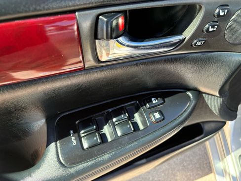 Used 2004 Lexus ES 330 image 14