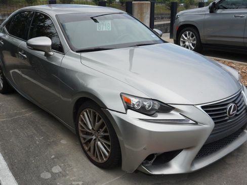 Used 2016 Lexus IS 200t w/ Navigation System Package RWD image 3