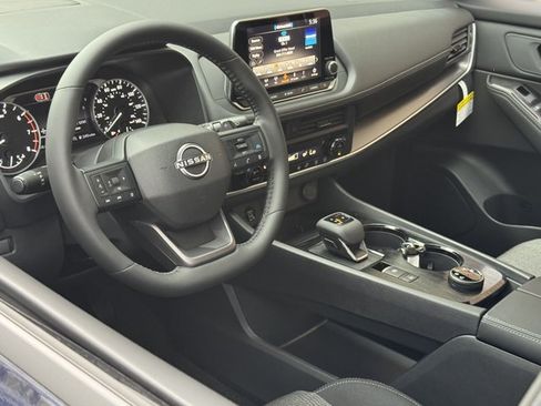 New 2026 Nissan Rogue SV w/ Cold Weather Package AWD/4WD image 22