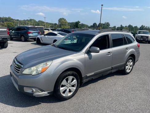Used 2011 Subaru Outback 2.5i Limited w/ PWR Moonroof Pkg AWD/4WD image 20