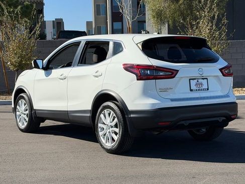 Certified 2022 Nissan Rogue Sport S image 3