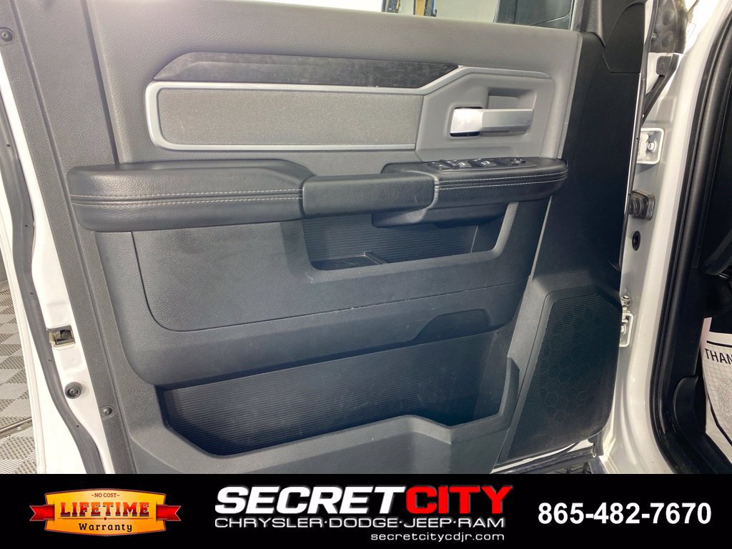 Used 2021 RAM 3500 Big Horn AWD/4WD image 12