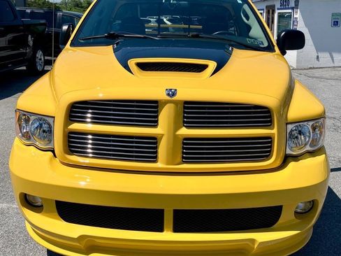 Used 2005 Dodge Ram 1500 Truck 2WD Regular Cab image 3
