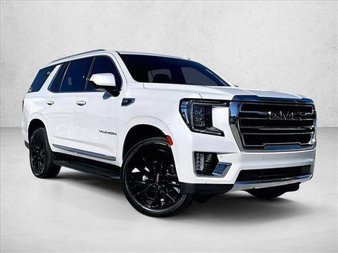 Used 2021 GMC Yukon SLT image 12