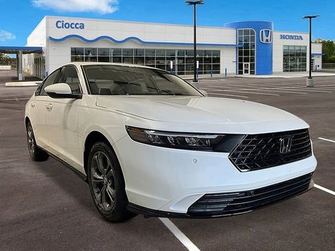 New 2026 Honda Accord EX-L image 9
