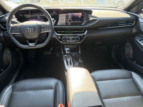 Used 2025 Buick Envista Sport Touring w/ Convenience I Package image 23