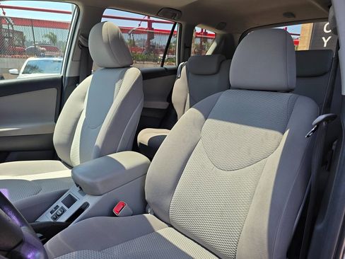Used 2011 Toyota RAV4 2WD w/ Upgrade Value Pkg image 21