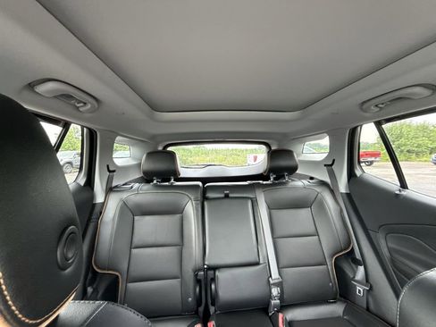 Certified 2024 GMC Terrain AT4 w/ Infotainment Package II AWD/4WD image 28